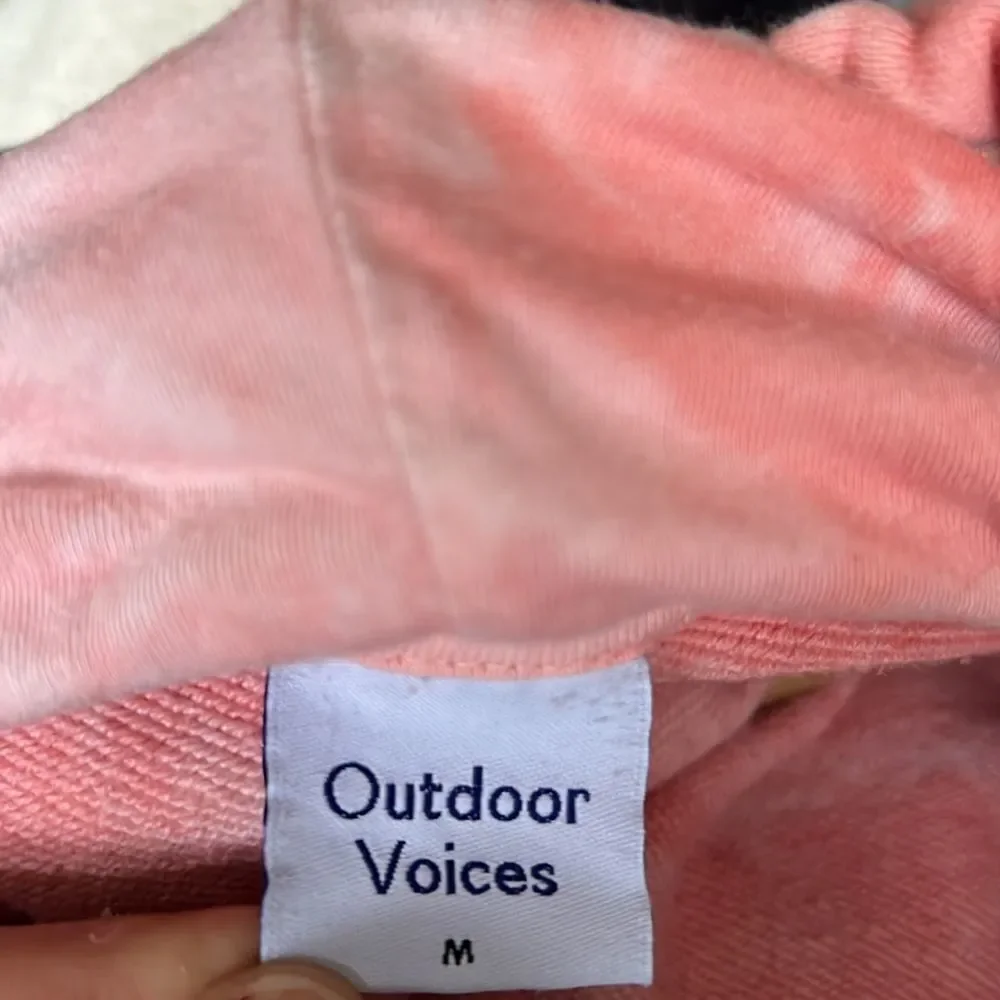 Outdoor Voices Pickup Latana Pink Tie Dye Logo Cropped Hoodie - Picture 4 of 7